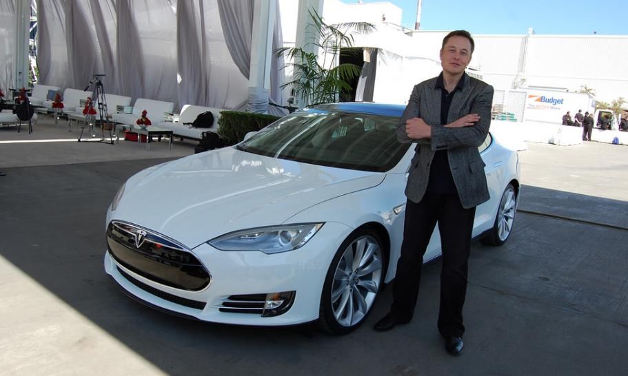 Elon Musk makes changes to autopilot in Tesla cars